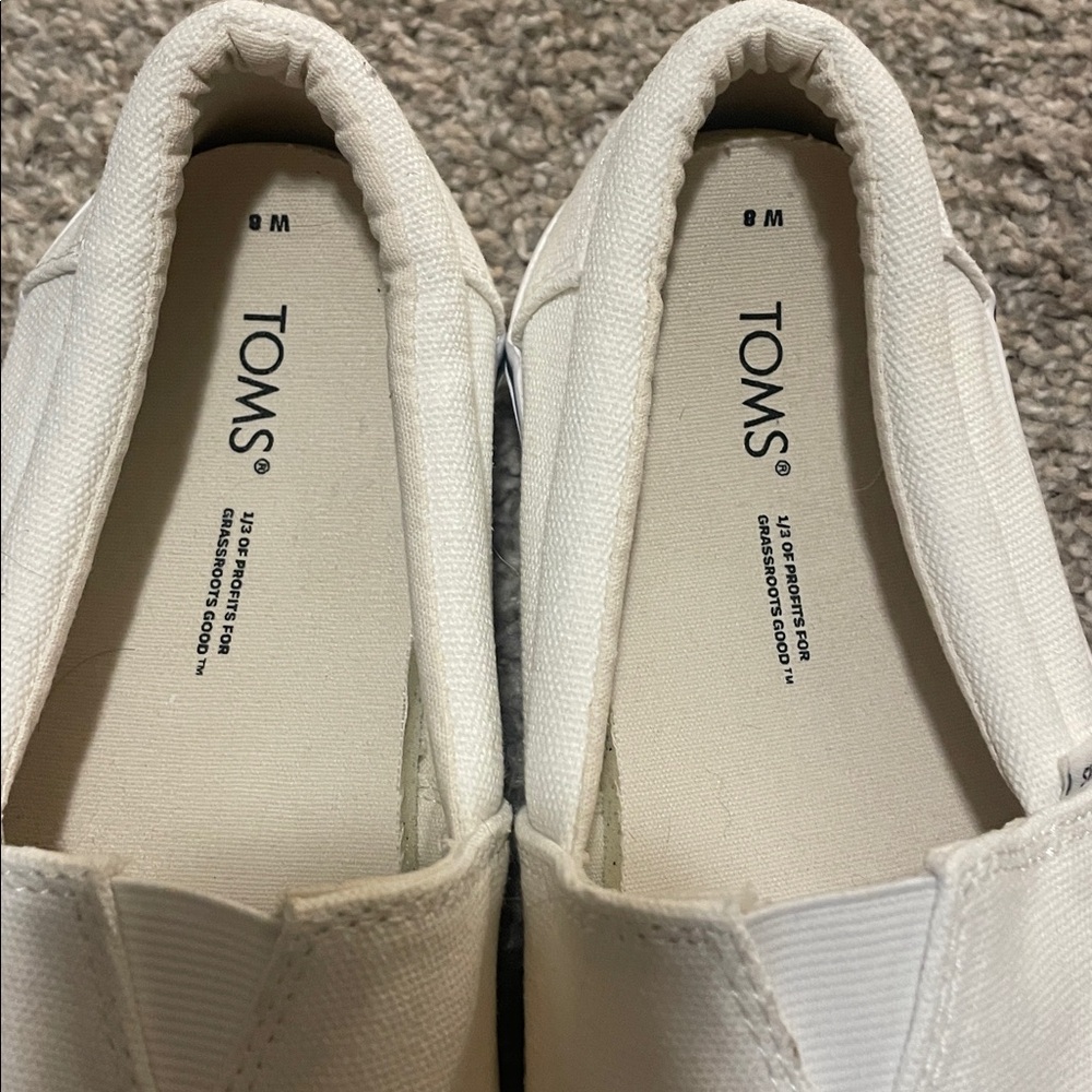 Toms Fenix slip on sneaker in white size 8 - Picture 3 of 7
